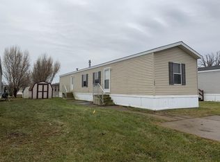 1205 Chateau Blvd, Monroe, MI 48161