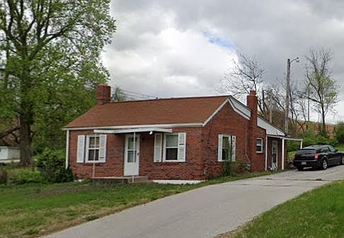 1st image of 158 Reading Ave