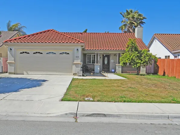 1120 Kimberly Ct, Hollister, CA 95023