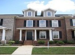 63 Cypress Grove Ln, Huntsville, AL 35824