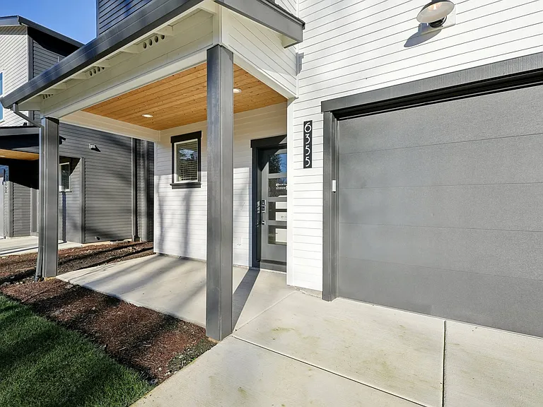 6201-6455 SE Quail Park Ln — Photo 49