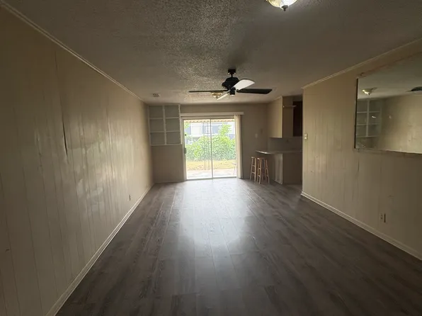 530 N Charlotte Ave, Stephenville, TX 76401