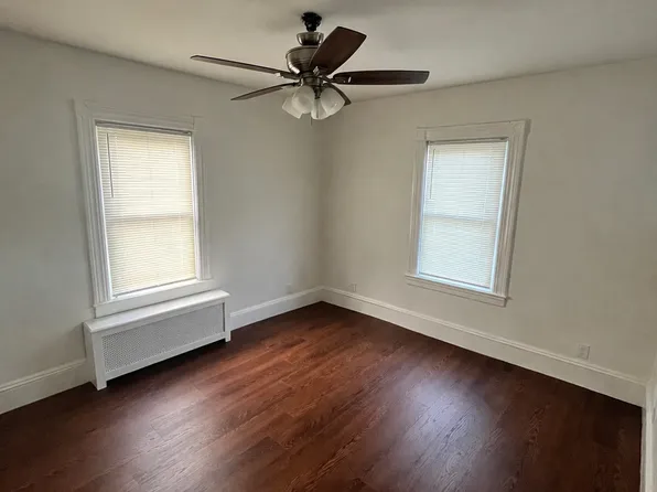 70 Charles St #1, Bristol, RI 02809