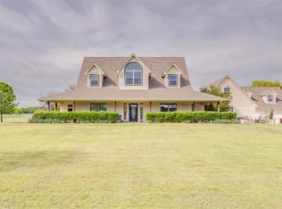 103 Branding Iron Ct, Azle, TX 76020