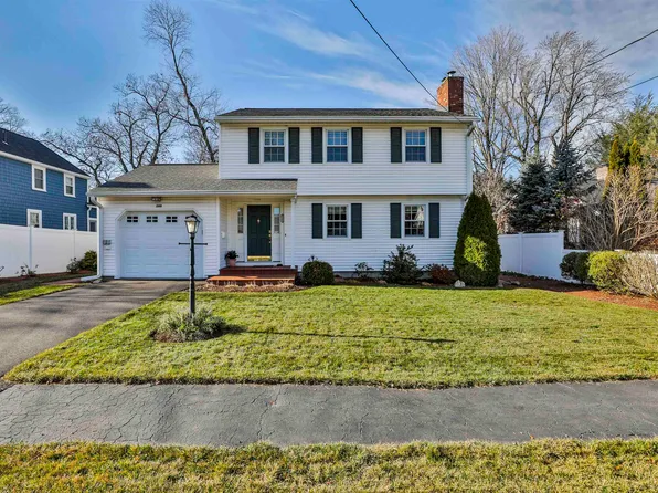 260 Oak Street, Manchester, NH 03104