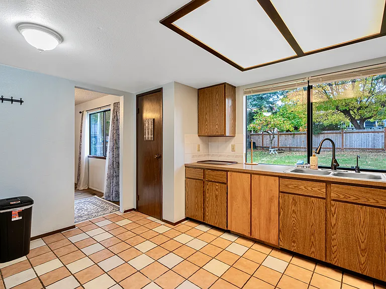 3706 S 255th Pl #A — Photo 13