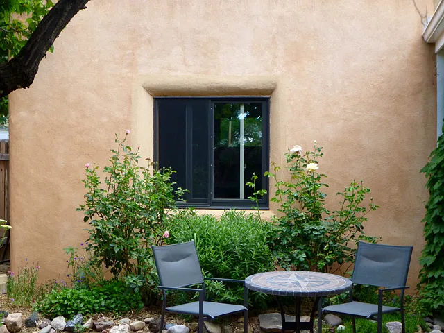 1/2 Apache Ave, Santa Fe — Photo 2