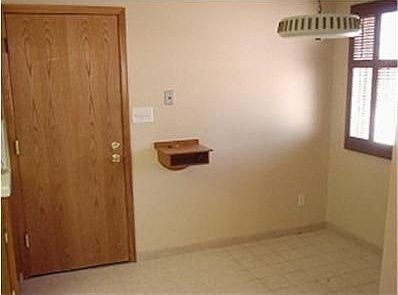 3rd image of 3615 W Glenn Dr
