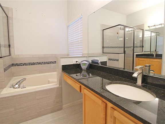 5th image of 14463 Florida Privet Dr
