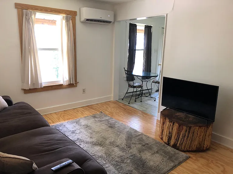 27 Hambrick Rd #B — Photo 1