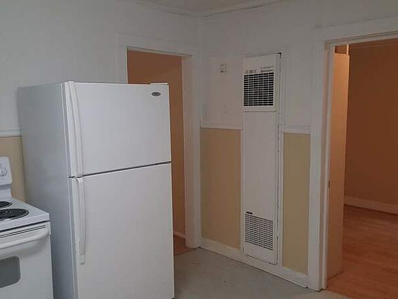 5th image of 1315 Jay Ave