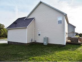 4th image of 717 Black Angus Dr