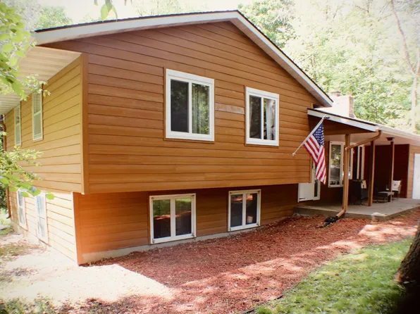 29427 Kiwi Ct, Saint Joseph, MN 56374