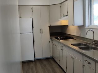 1739 Walnut St #2, Waukegan, IL 60085