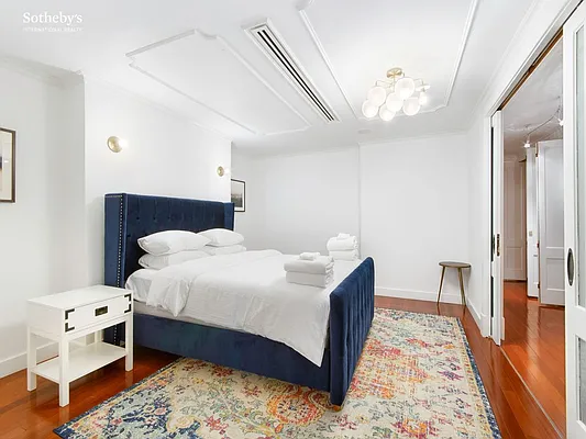 Rented by Sotheby's International Realty | media 31