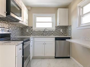 24 Guerney Ave, Meriden, CT 06451