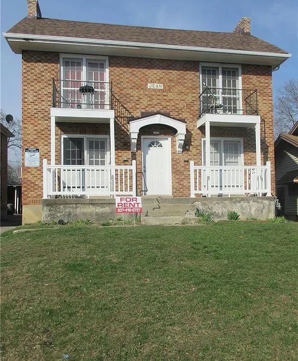 1st image of 1923 Emerson Ave #G