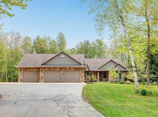 3186 Wilderness Trl, Abrams, WI 54101