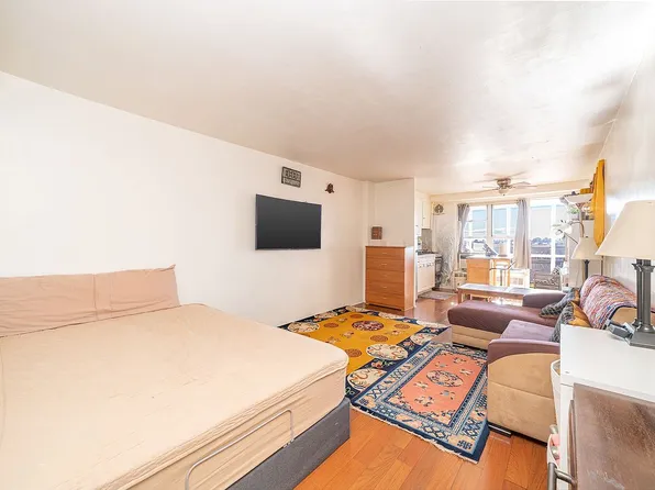 35-51 85th St APT 9A, Jackson Heights, NY 11372