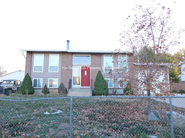 2452 N 970 W
