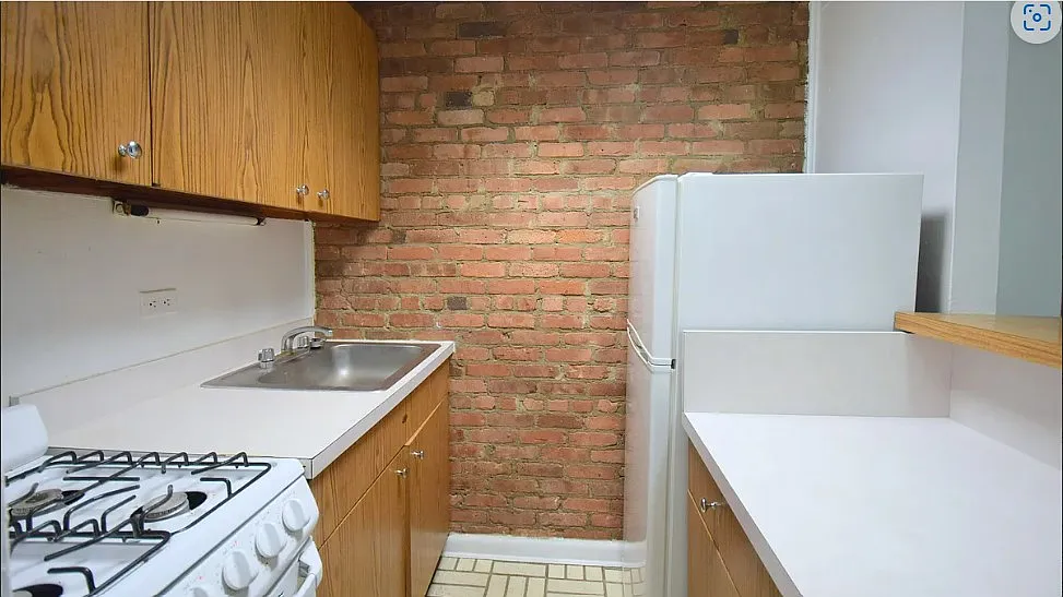 530 East 89th Street — Photo 3