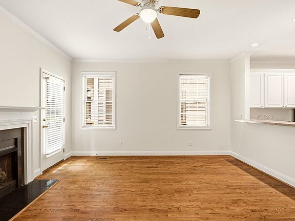2nd image of 336 Byron Rd