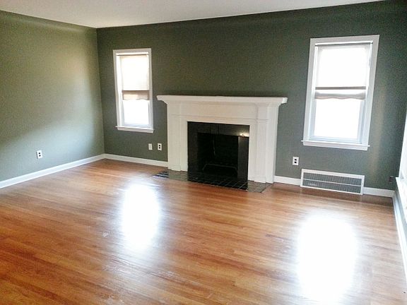 2nd image of 22724 Visnaw St