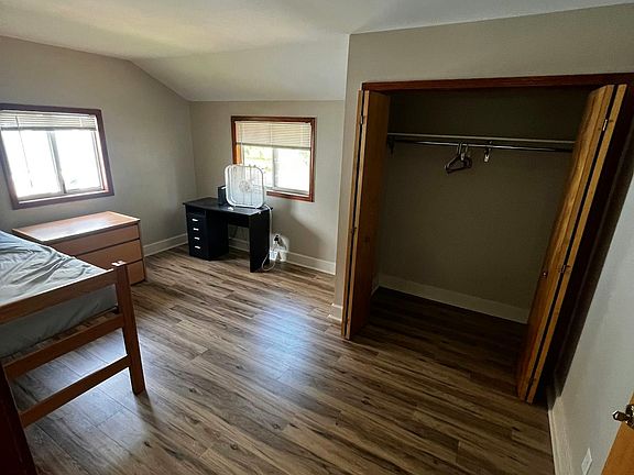 3rd image of 101 N Berrien St APT 3