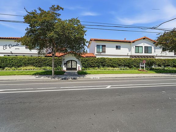 3rd image of 11751 Downey Ave #1