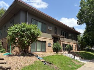 2706 W 43rd St APT 105, Minneapolis, MN 55410