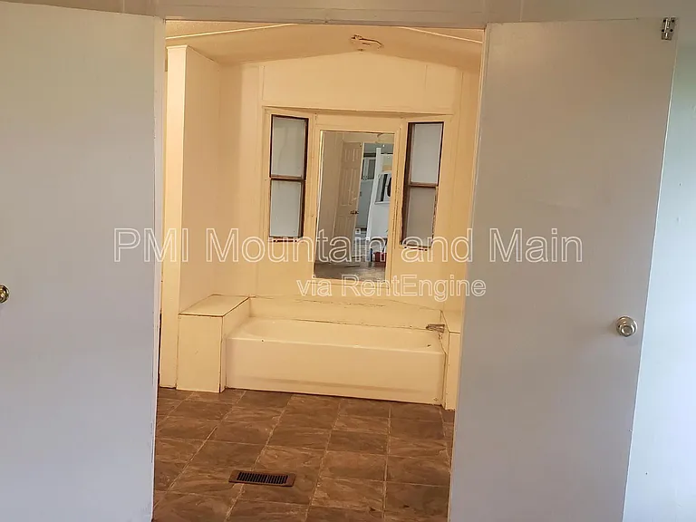 319 Iotla Valley Park Rd — Photo 11