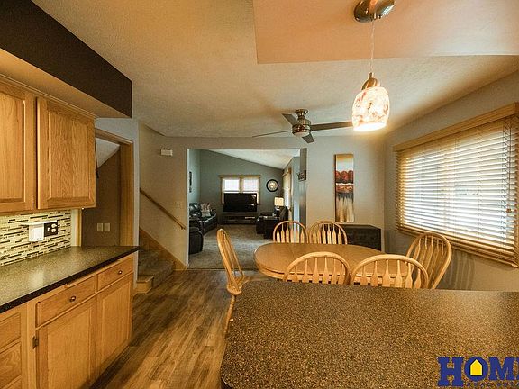 4th image of 4006 S 33rd St