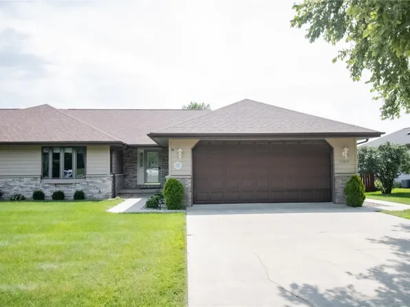 23672 Gombert Dr, Anamosa, IA 52205