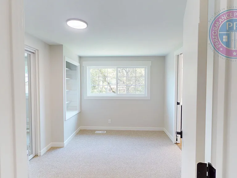 7308 N Jordan Ave — Photo 22