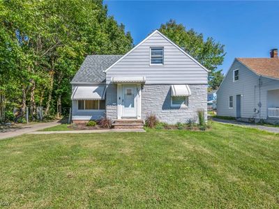 1727 Warrensville Center Rd, South Euclid, OH, 44121