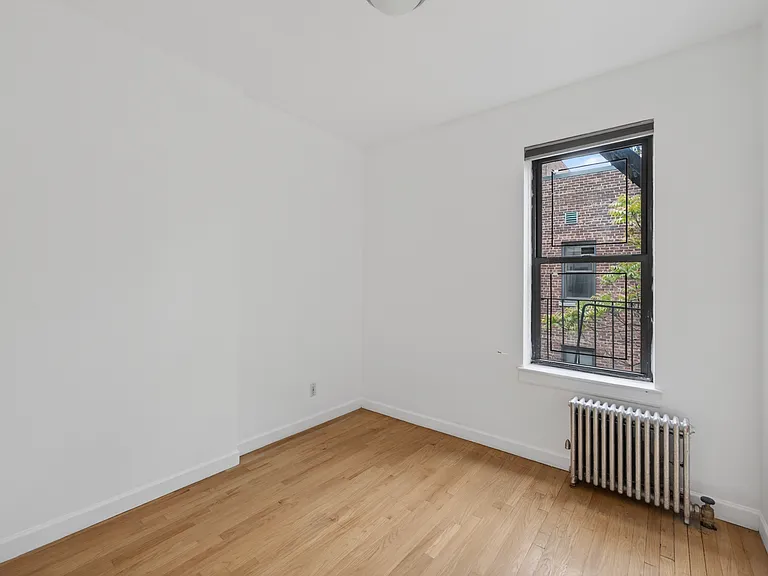 348 W 56th St #5B — Photo 7