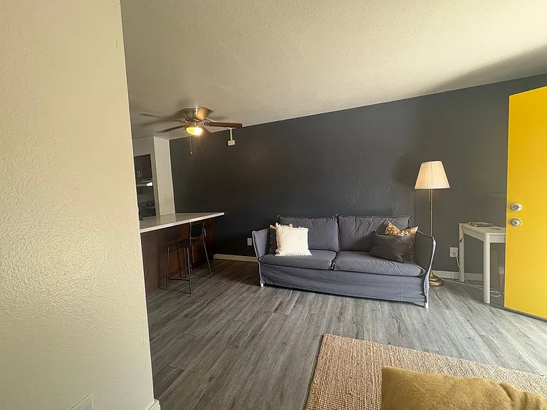 Scottsdale 5th Ave. Apartments — Photo 36