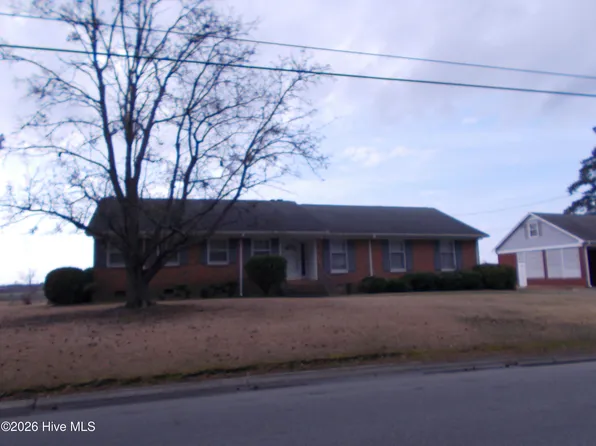 1606 Hardee Road, Kinston, NC 28504
