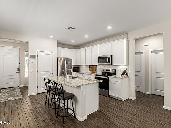 5th image of 17449 W VIA DE LUNA Drive