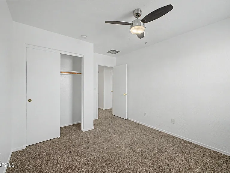 7027 W Lincoln St — Photo 21