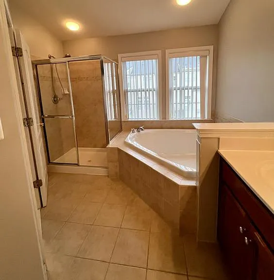 25130 Cutgrass Ter — Photo 16
