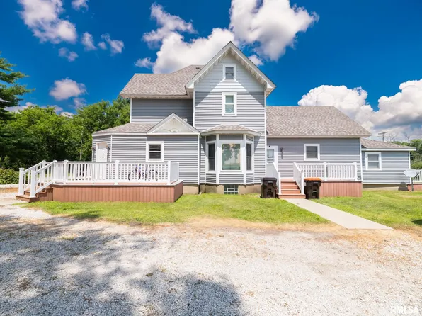 718 W 3rd St S, Wenona, IL 61377