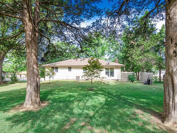5th image of 4013 Dewberry Dr
