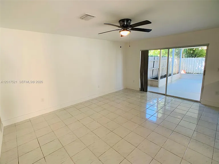 18801 NW 12th St — Photo 38