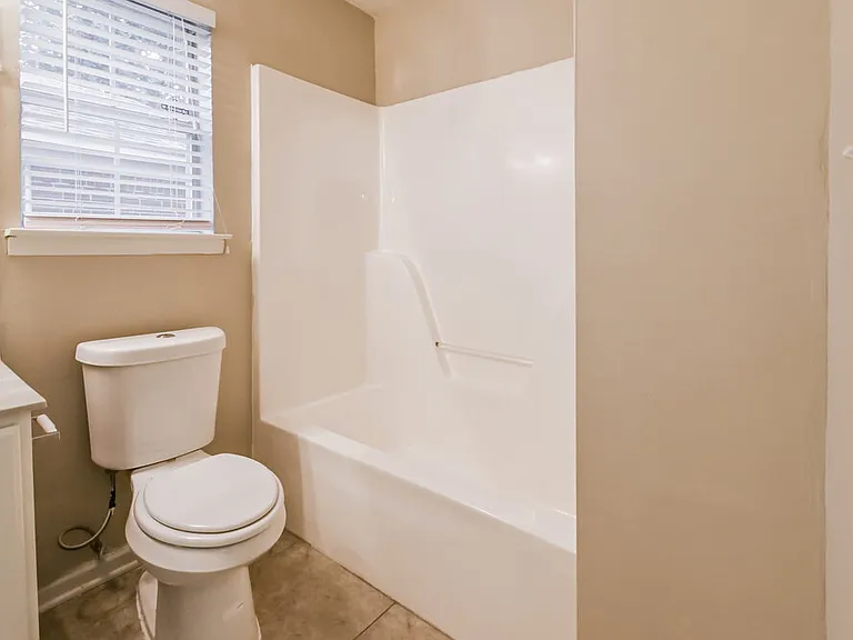 3542 E Regency Park Cir — Photo 15