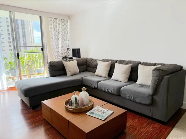 1128 Ala Napunani St APT 406, Honolulu, HI 96818