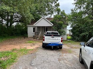 3339 Friar Tuck Rd, Spartanburg, SC 29302