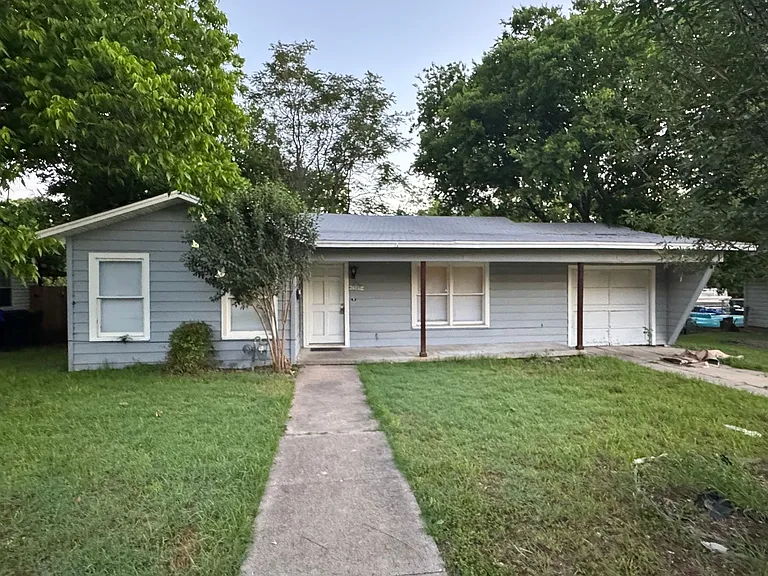 1309 Sunset St — Photo 1