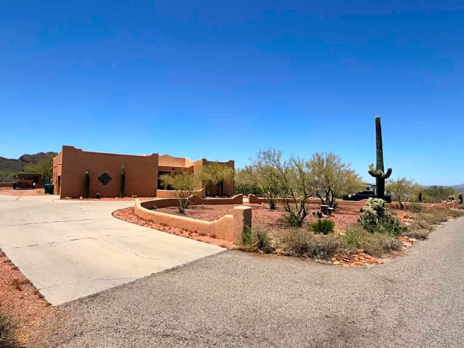 4 bed, 2857 sqft, $2,950 — Photo 2