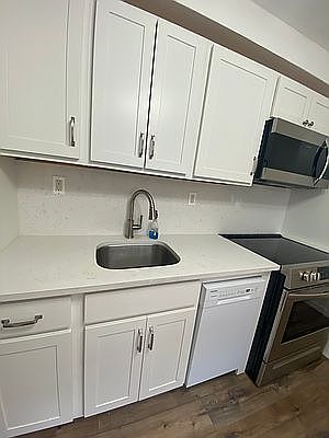 4th image of 221-58 59th Ave #1